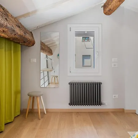 Deliziosa E Romantica Mansarda In Veronetta Appartement *